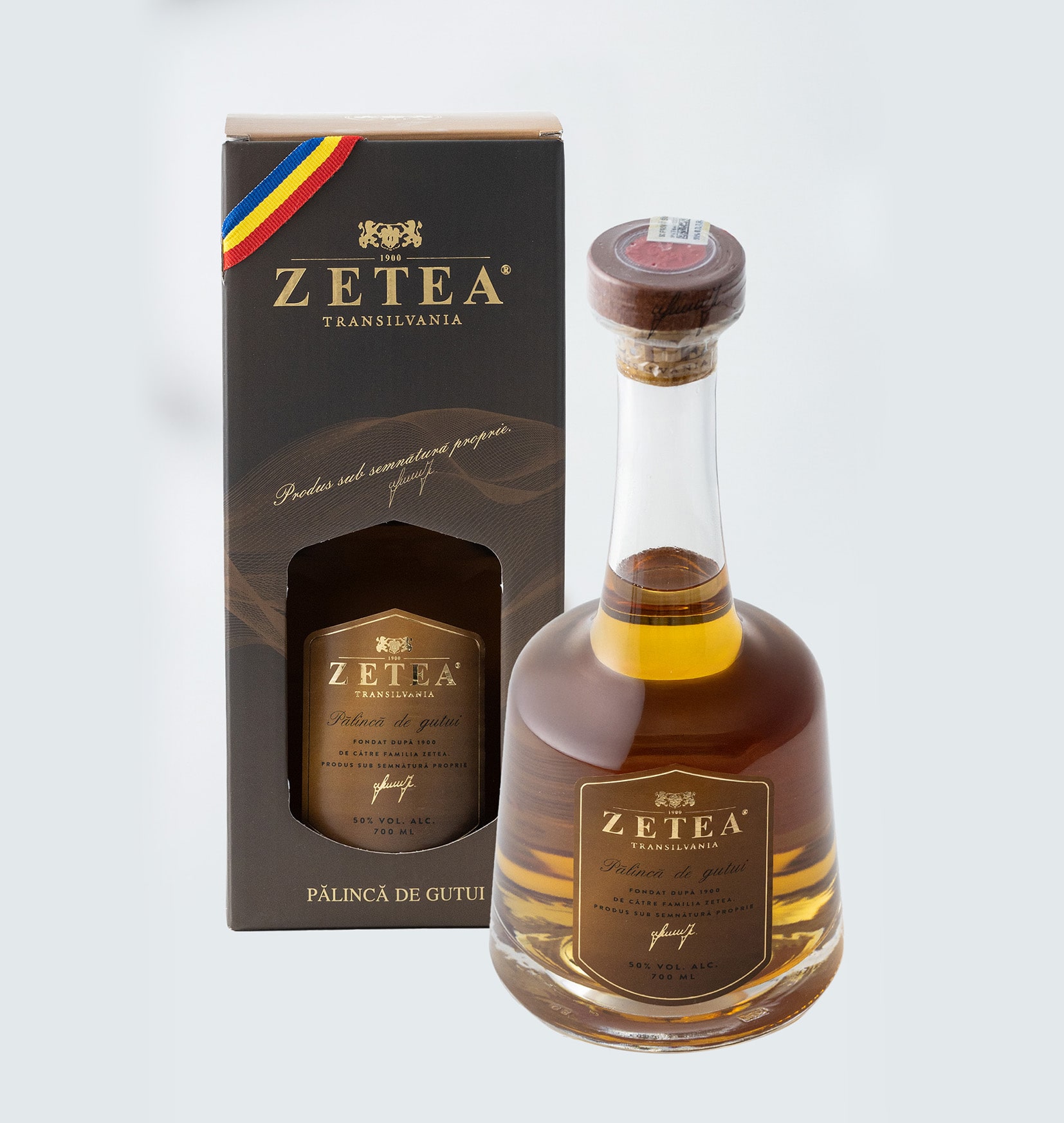 produs Zetea Palinca Gutui 2 min